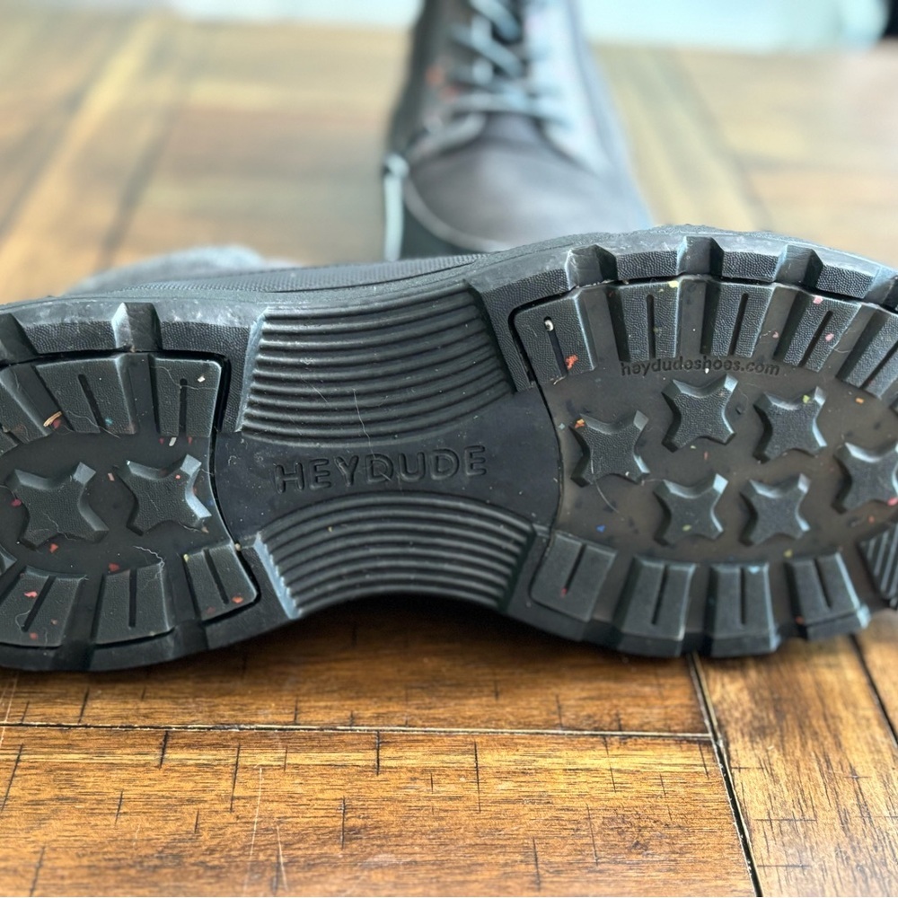 Hey Dude Black Ankle Boots Minimalist Design - Picture 3 of 5